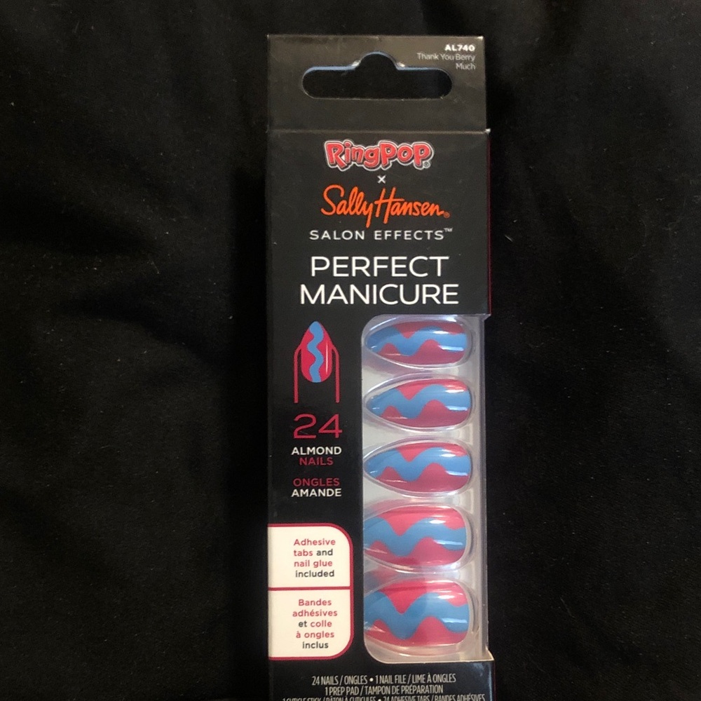 Ring Pop x Sally Hansen Pink and Blue Wave Press-On Nails